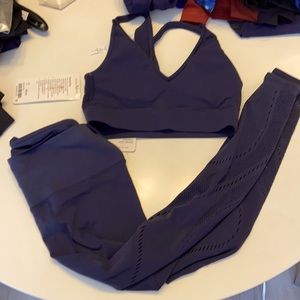 Lululemon Reveal Tights and Bra 8
